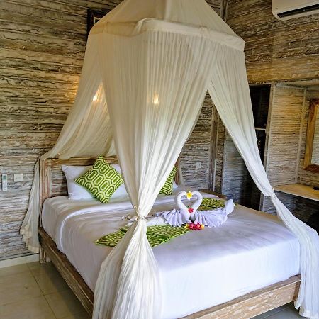 Mesari Hut Lembongan Hotell Exteriör bild