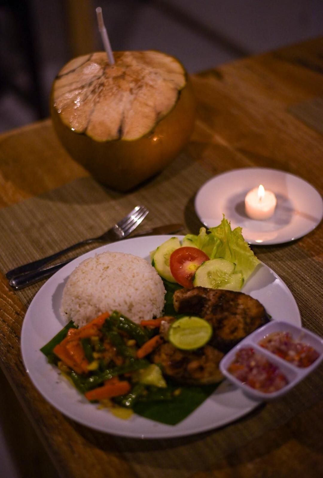 Mesari Hut Lembongan Hotell Exteriör bild
